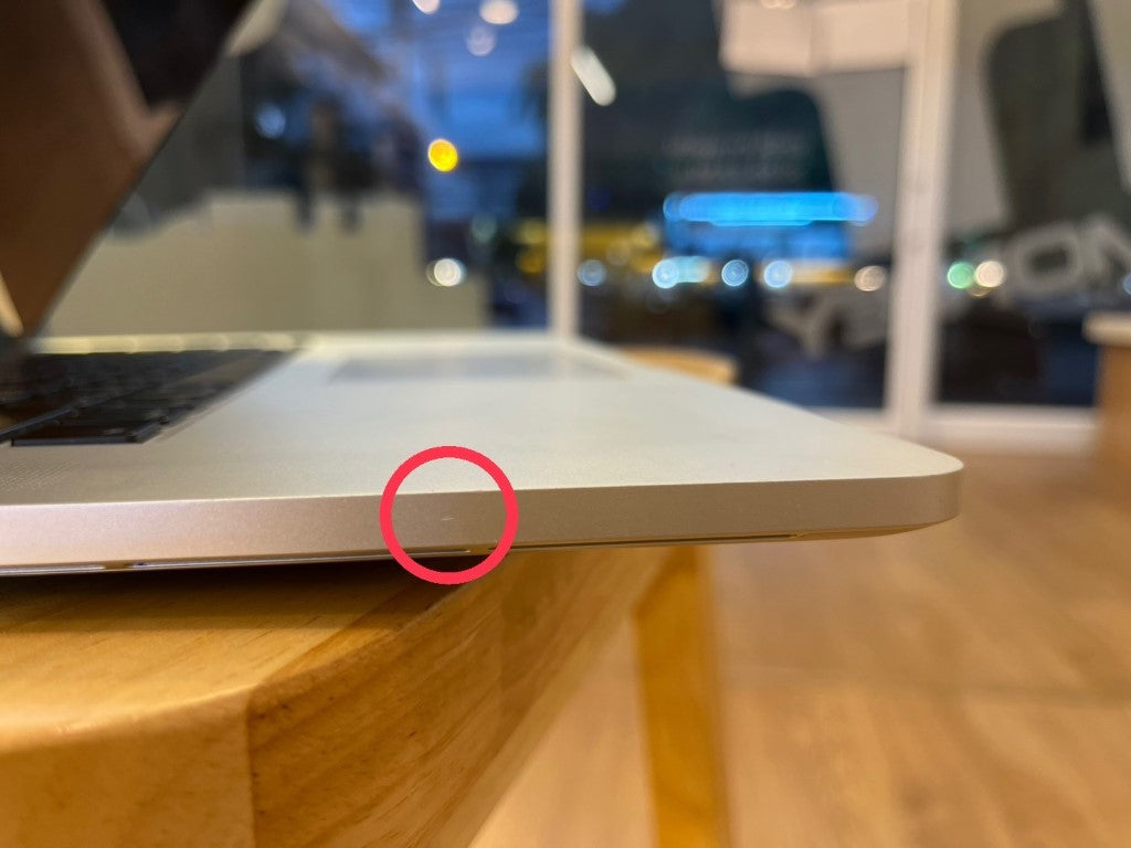 MacBook Pro (Retina,15-inch, 2015) 16/512GB สีเงิน