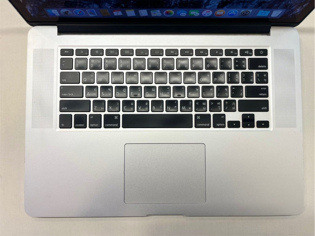 MacBook Pro (Retina,15-inch, 2015) 16/512GB สีเงิน