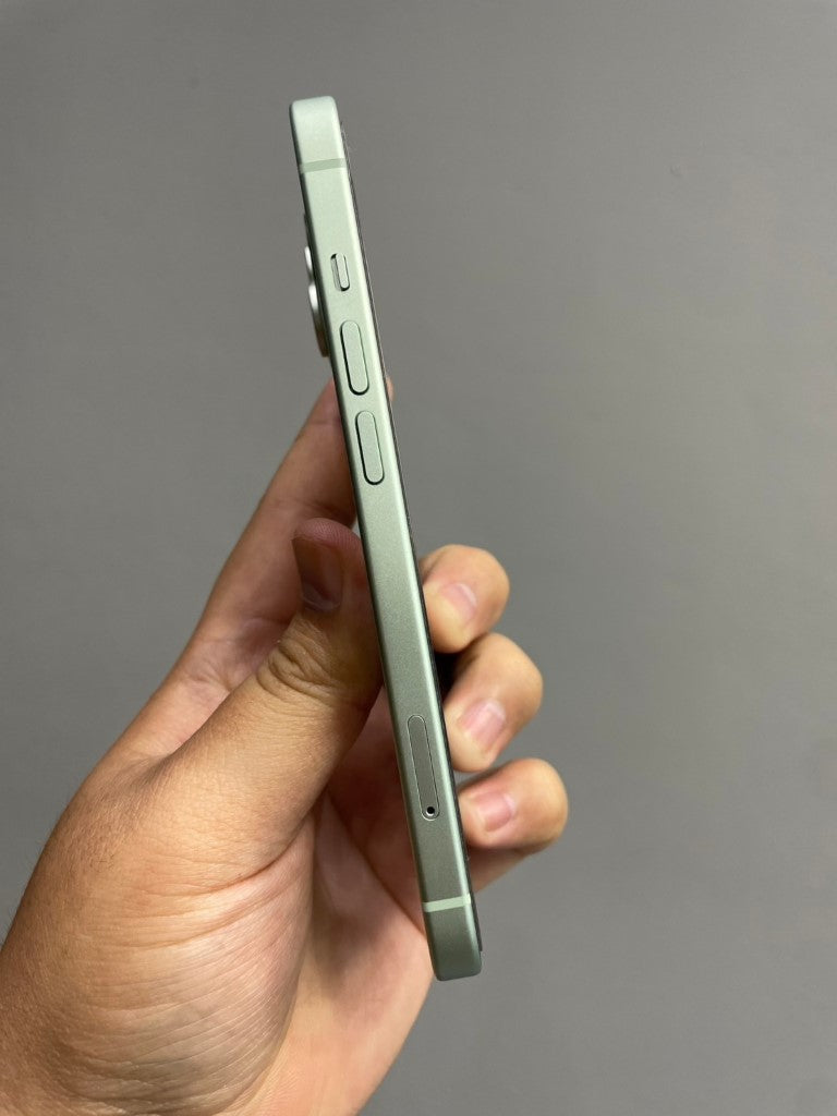 iPhone 15 128GB สี Green
