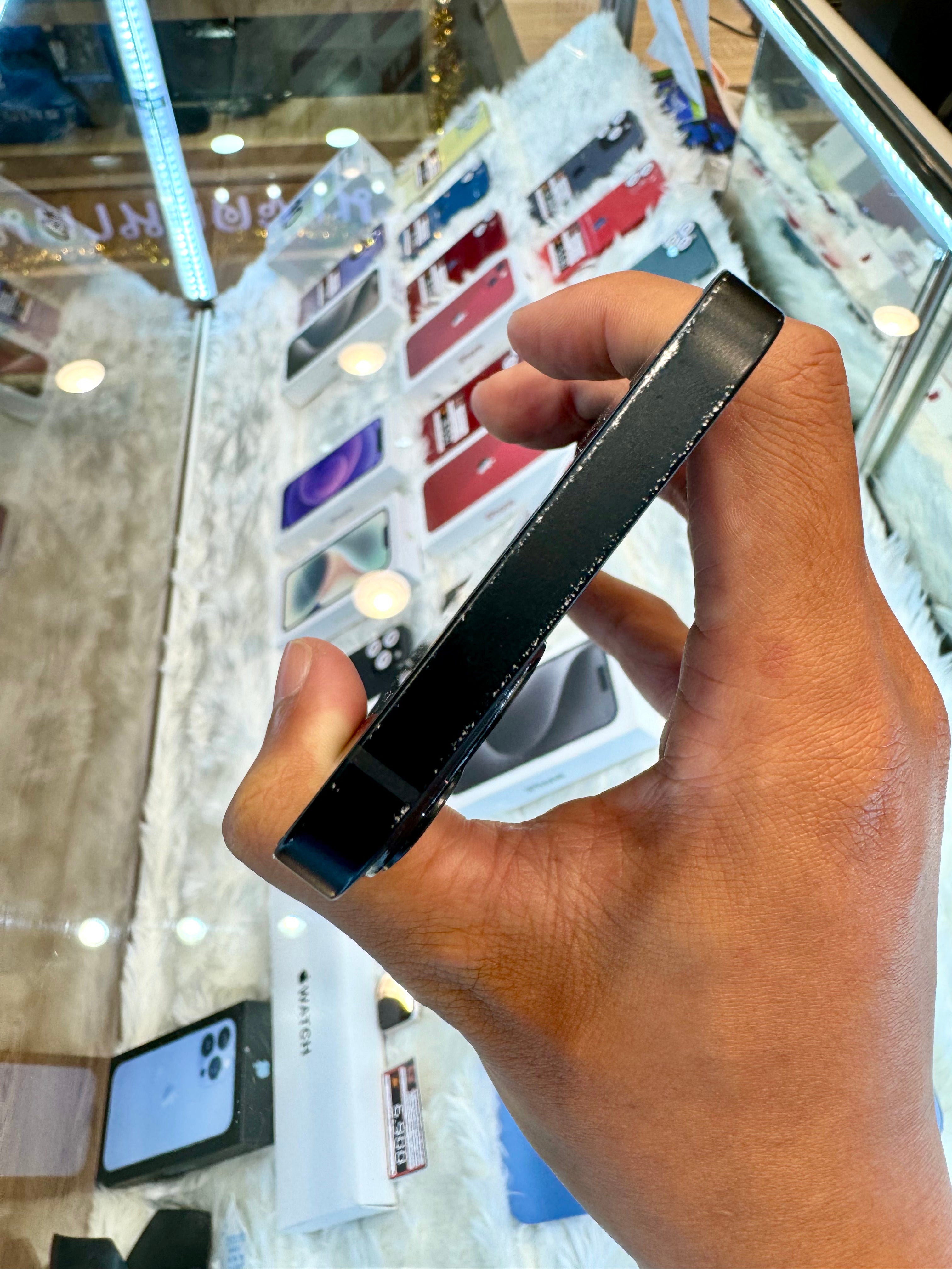 iPhone 13 128GB Midnight