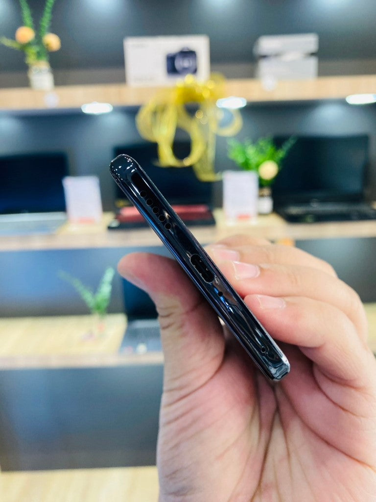 Vivo V30 Pro 12/512GB Night Sky Black